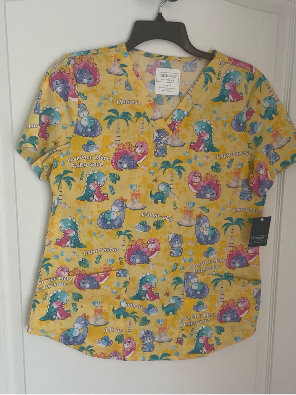 Baby-Saur Love Cherokee Scrubs S Dinosaur Print V Neck Top size Small NWT